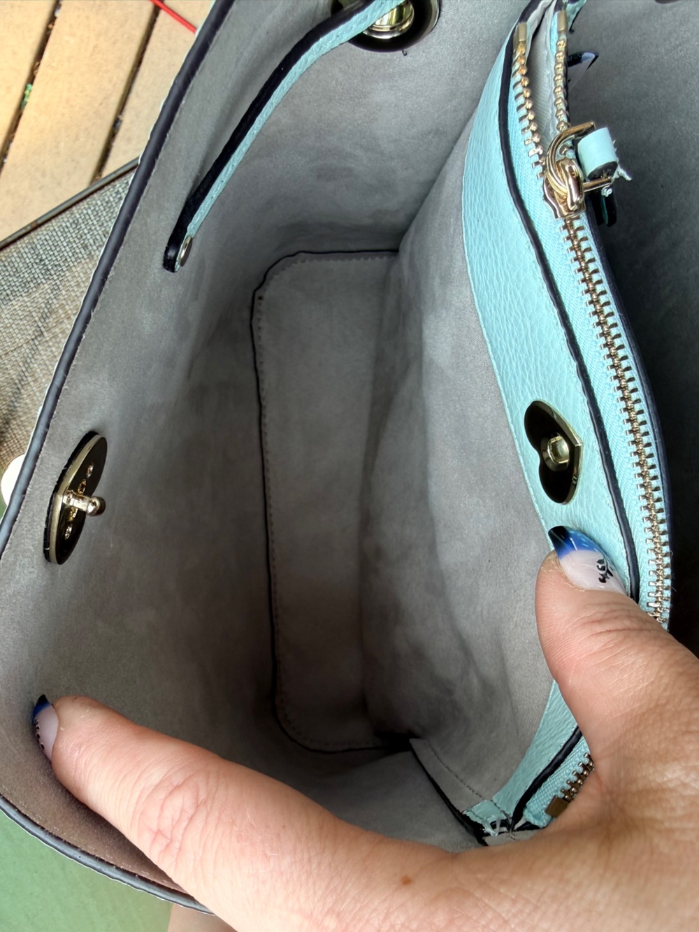 Kate Spade New York Marti Bucket Bag - Picture 8 of 12